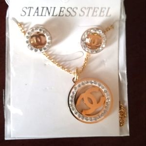 Chanel necklace and earrings novelty set